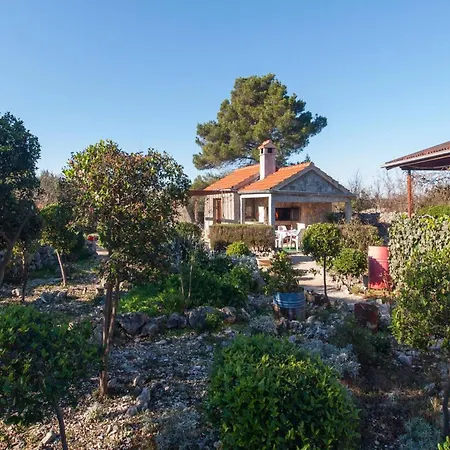 Stella Zaton (Sibenik-Knin)