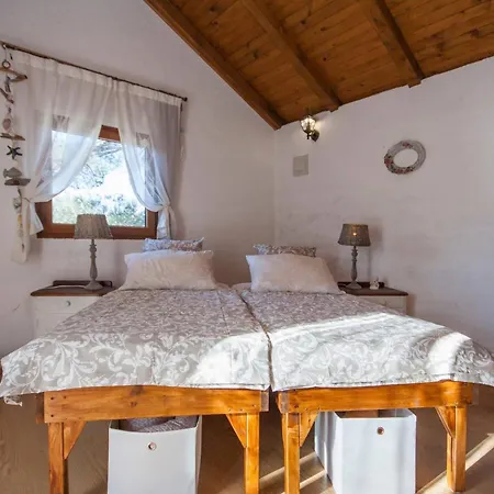 Stella Apartment